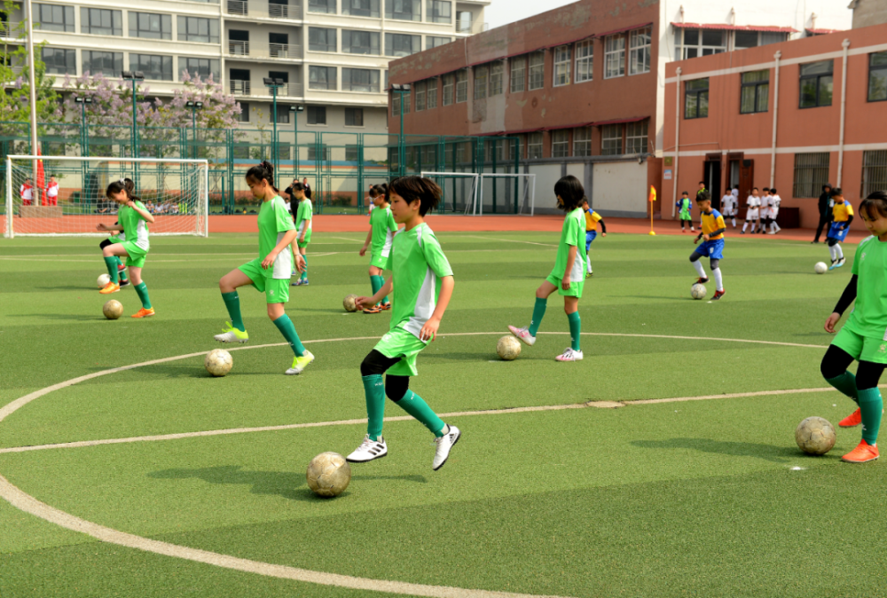 开云体育下载-格鲁吉亚女足在比赛中有所斩获