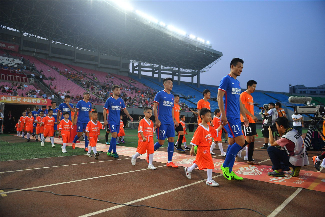 关于因瓦斯科队新帅上任,计划带领球队迎来新气象的信息 关于因瓦斯科队新帅上任,计划带领球队迎来新气象的信息